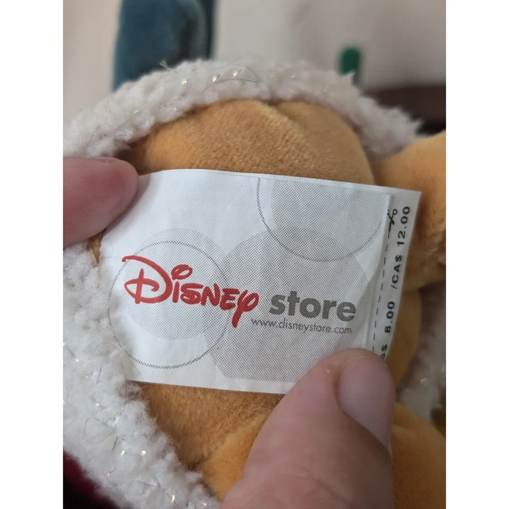 Disney‎ Store 2001 Christmas/Holiday Winnie The Pooh Plush With Drum And Hat